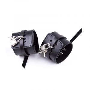 BDSM Cuffs Adjustable Black BDSM Leather Cuffs Wrist